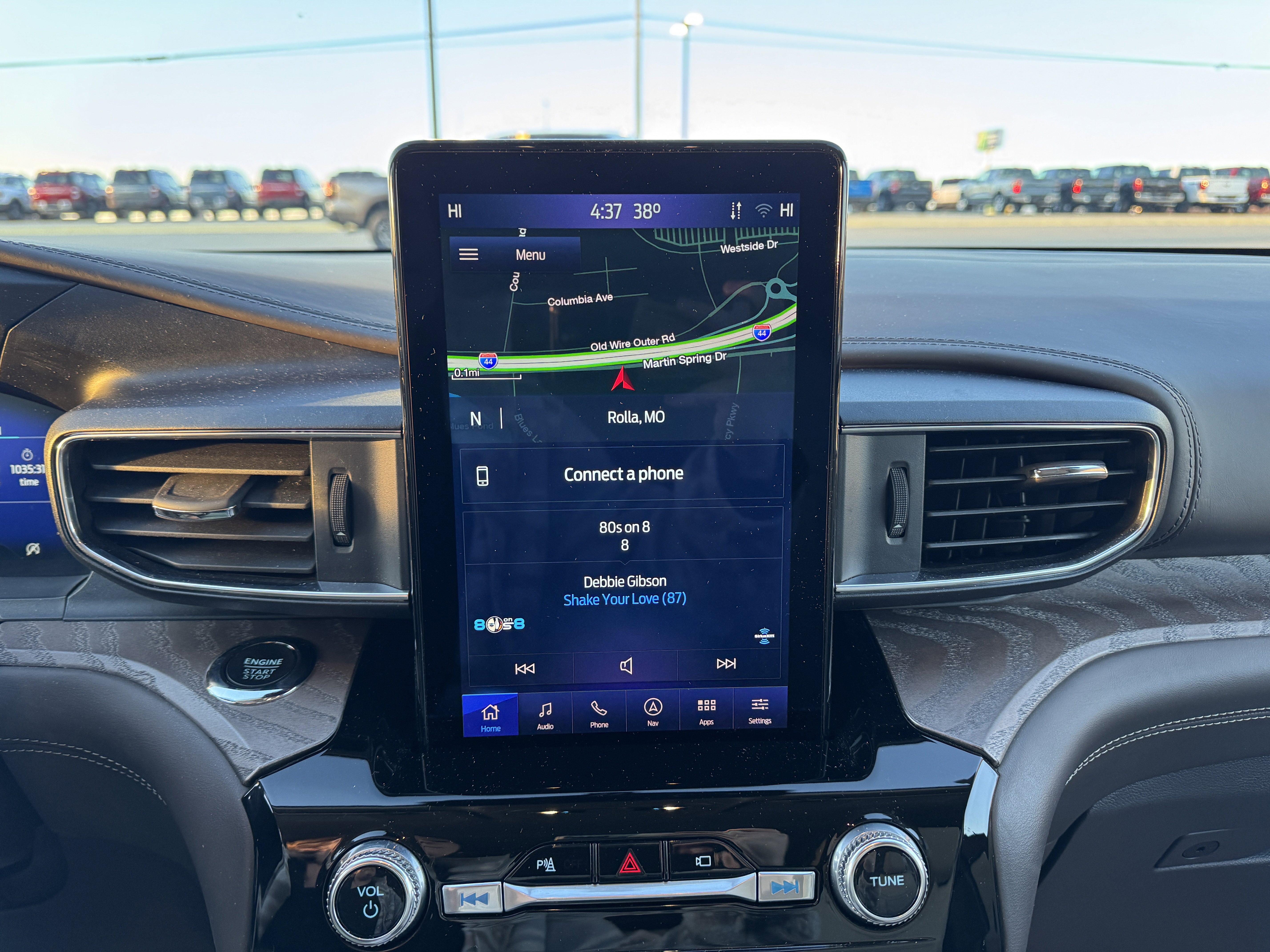 Certified 2022 Ford Explorer Platinum w/ Equipment Group 601A image 21