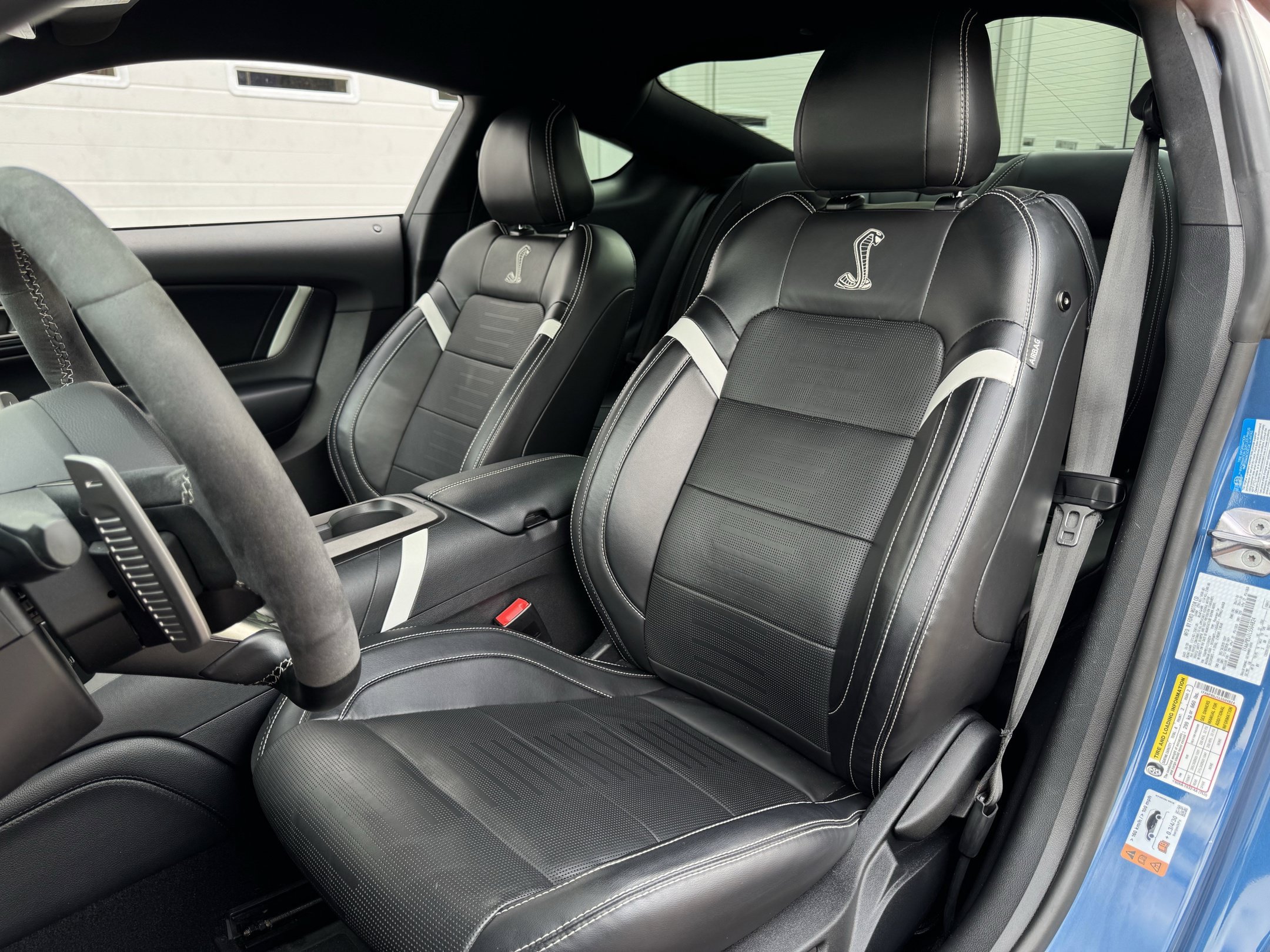 Certified 2020 Ford Mustang Shelby GT500 w/ Technology Package RWD image 31