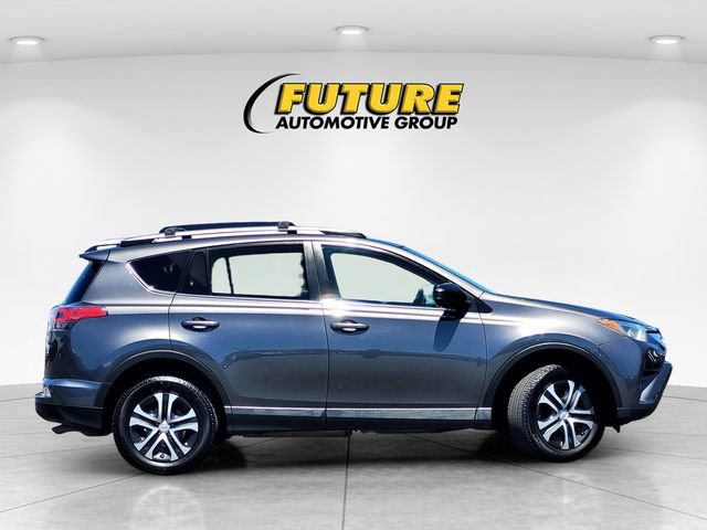 Used 2017 Toyota RAV4 LE w/ Carpet Mat Package AWD/4WD image 3