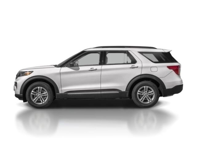 Certified 2023 Ford Explorer XLT w/ Equipment Group 202A AWD/4WD image 3