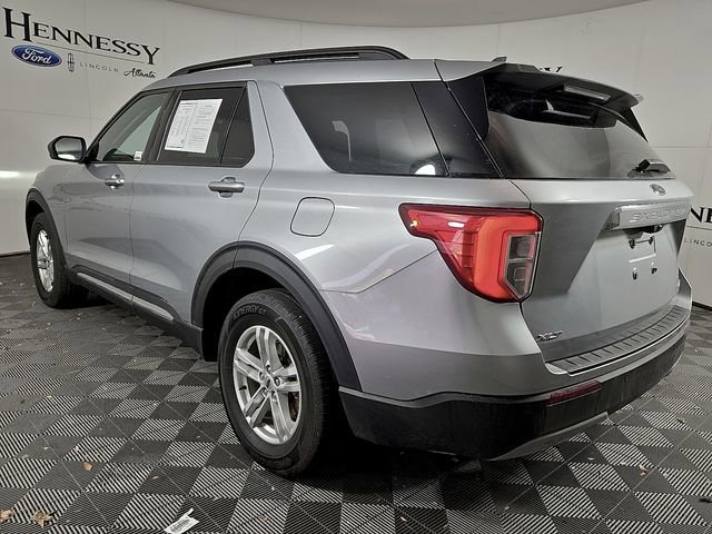 Certified 2023 Ford Explorer XLT w/ Equipment Group 202A image 3