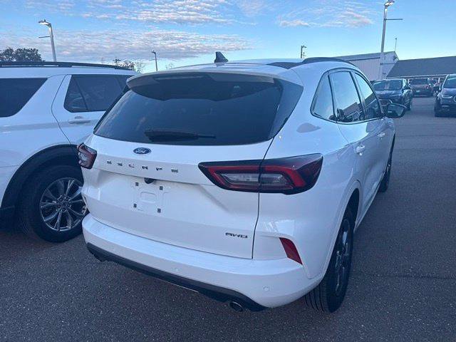 Certified 2023 Ford Escape ST-Line w/ Tech Pack #1 AWD/4WD image 16
