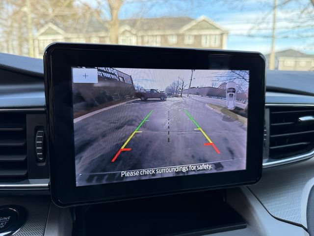 Certified 2022 Ford Explorer XLT w/ Equipment Group 202A image 10