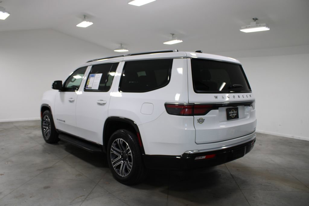 Used 2024 Jeep Wagoneer Series II image 8