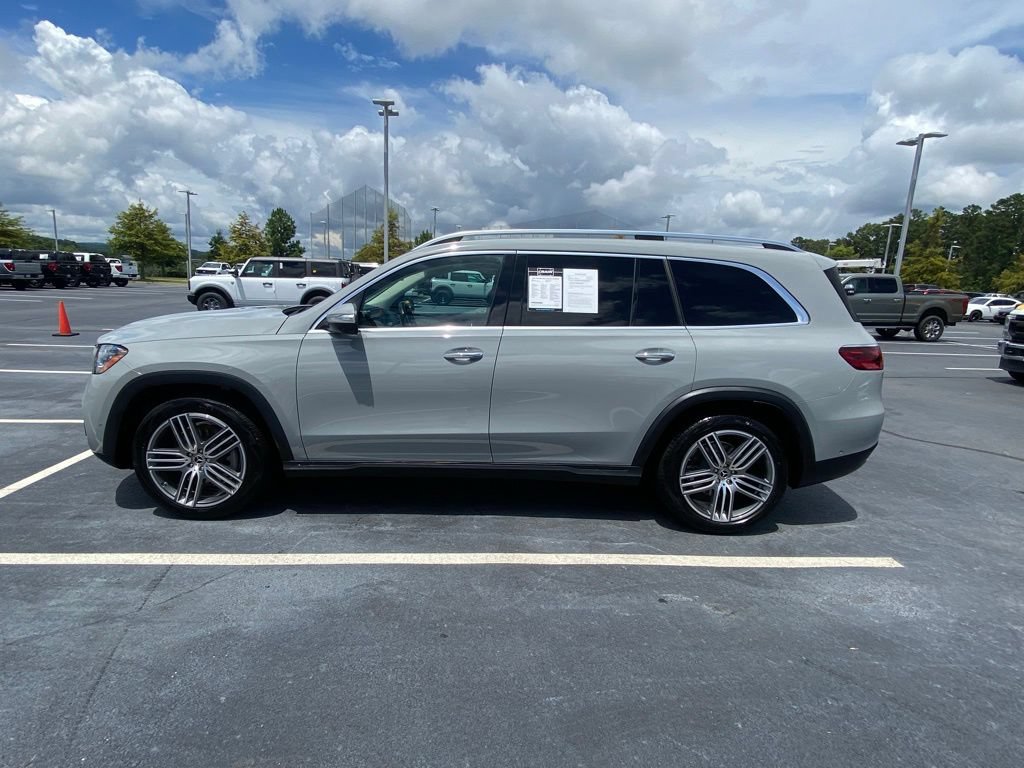Used 2024 Mercedes-Benz GLS 450 4MATIC image 4