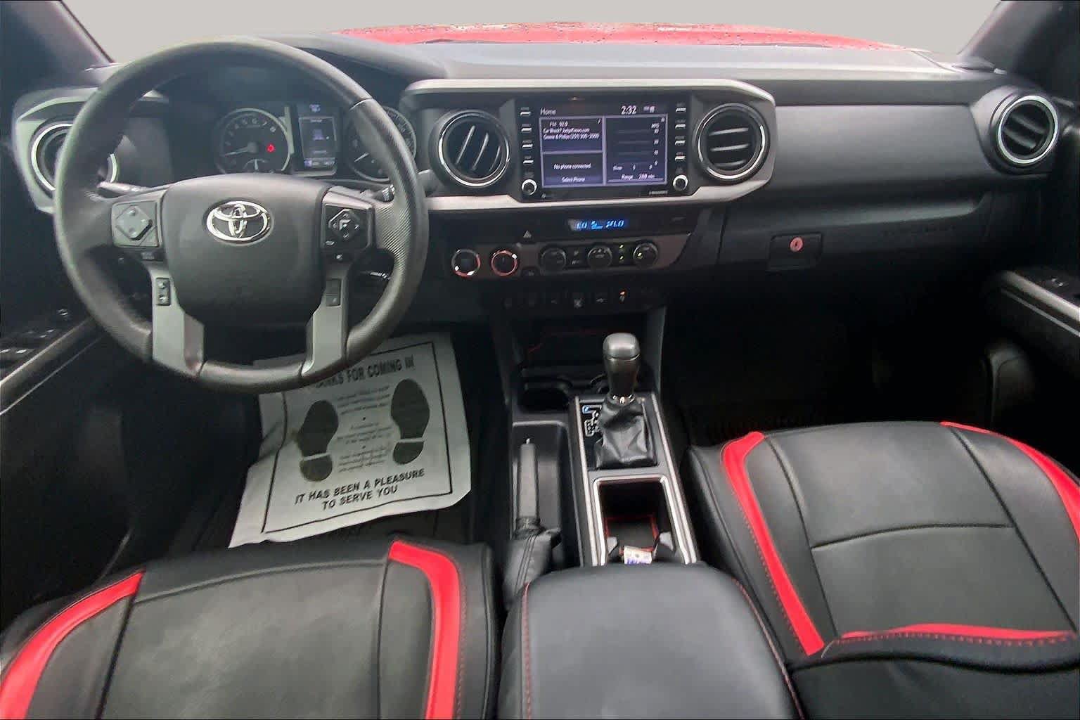 Used 2022 Toyota Tacoma TRD Off-Road w/ Technology Package AWD/4WD image 15