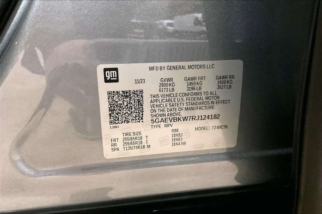 Used 2024 Buick Enclave Premium AWD/4WD image 30