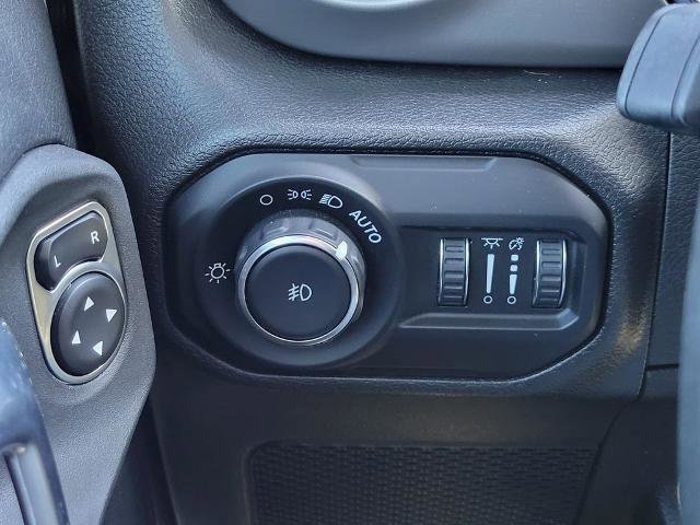 Used 2022 Jeep Wrangler Willys image 21