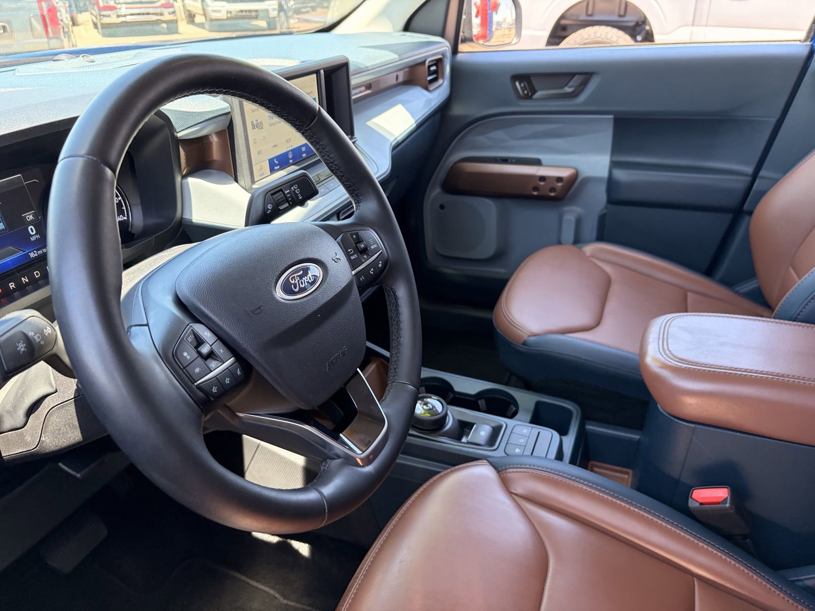 Certified 2024 Ford Maverick Lariat FWD image 17