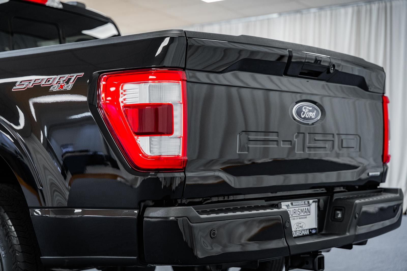 Certified 2023 Ford F150 Lariat w/ Equipment Group 502A High image 6