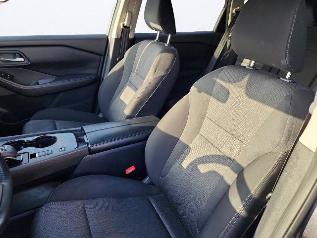 Used 2025 Nissan Rogue SV FWD image 10