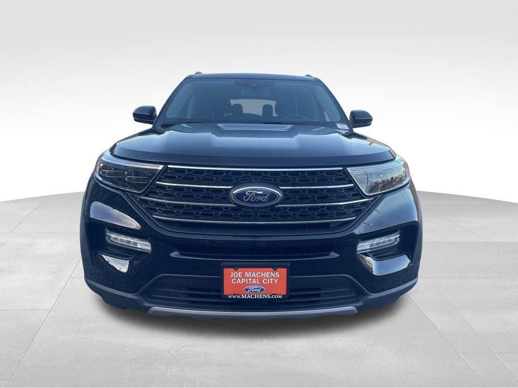 Certified 2023 Ford Explorer XLT w/ Equipment Group 202A image 8