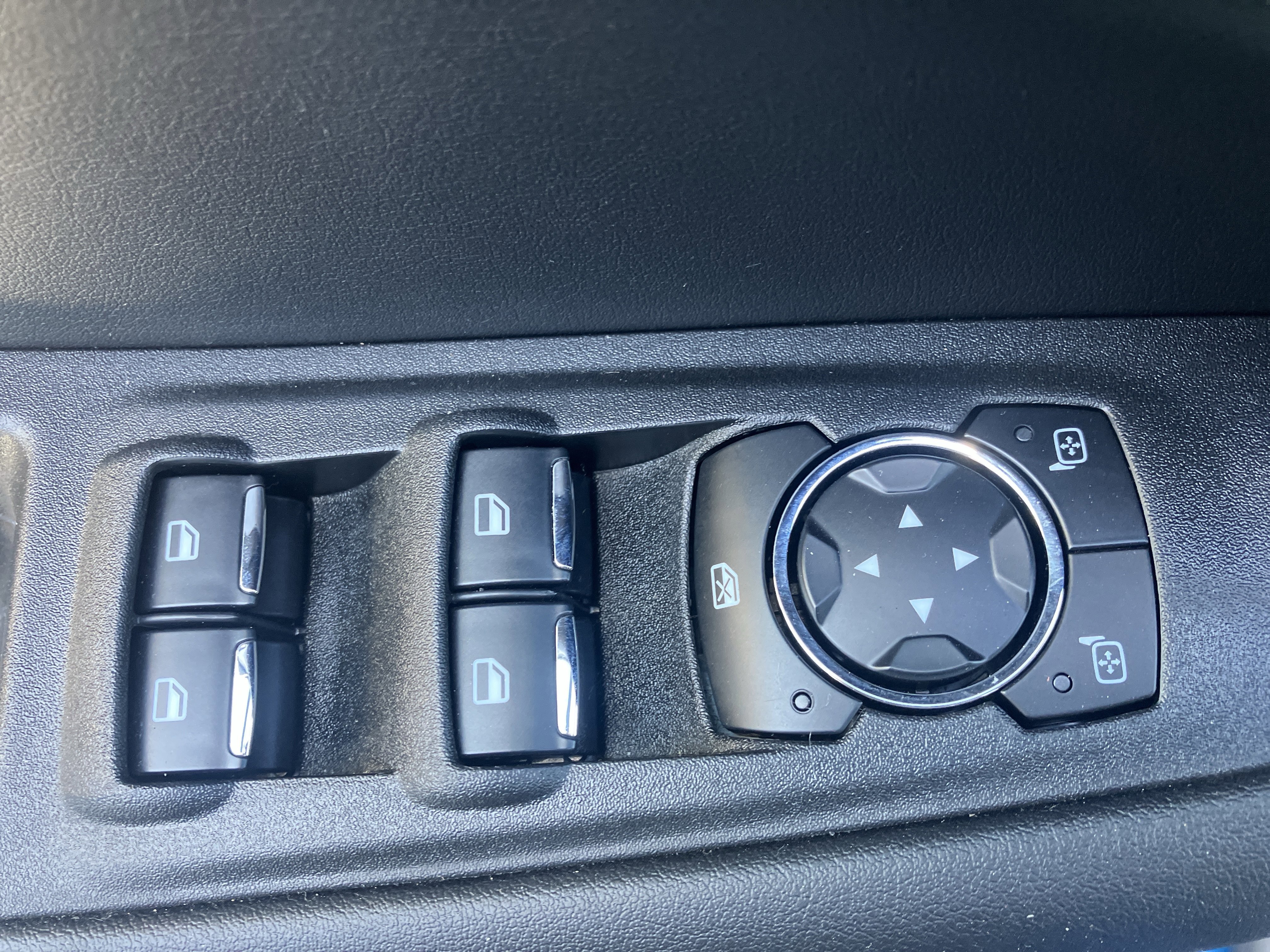 Certified 2023 Ford Edge SEL w/ Convenience Package image 21