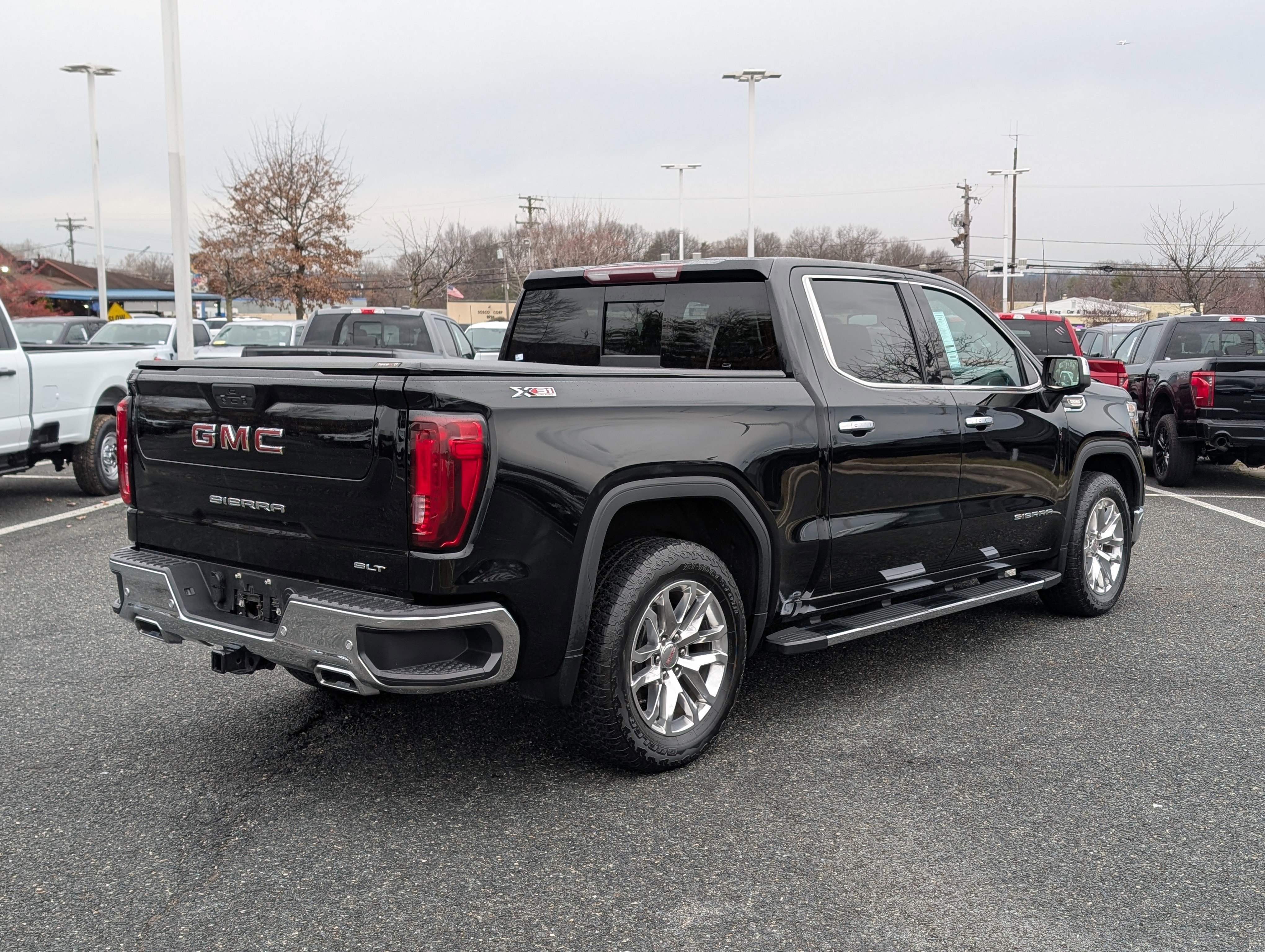 Used 2021 GMC Sierra 1500 SLT w/ SLT Premium Plus Package image 3