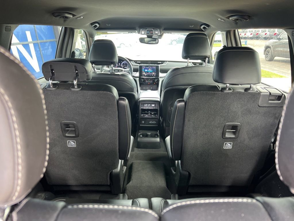 Used 2022 Jeep Grand Cherokee L Laredo AWD/4WD image 18