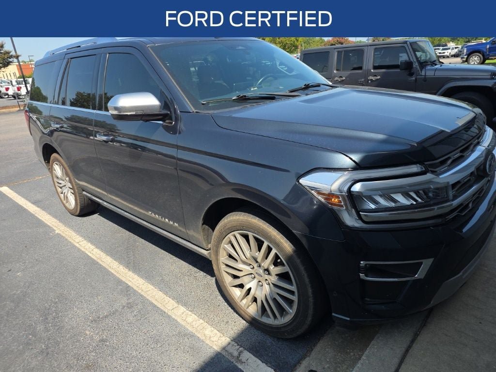 Certified 2022 Ford Expedition Platinum AWD/4WD image 3
