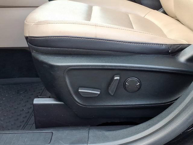 Certified 2020 Ford Escape SEL AWD/4WD image 17