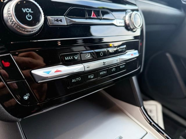 Certified 2023 Ford Explorer ST image 32