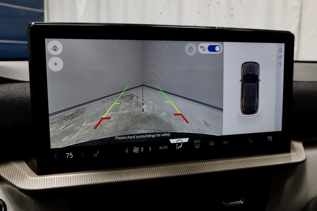 Certified 2025 Ford Explorer Active image 9