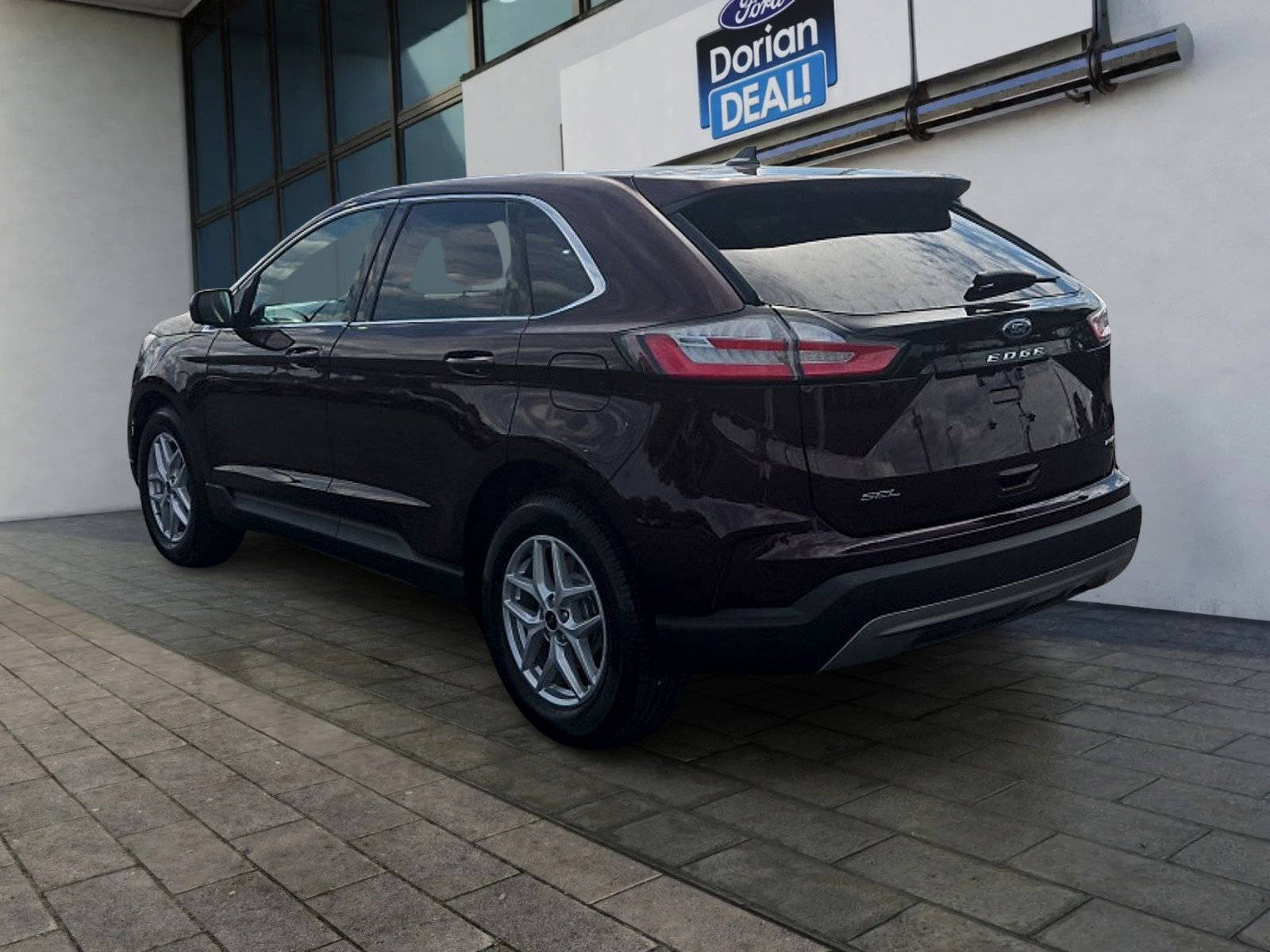 Certified 2024 Ford Edge SEL w/ Convenience Package AWD/4WD image 5