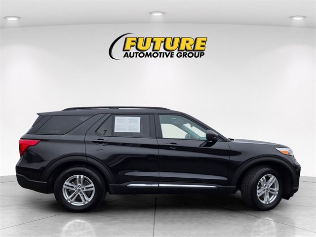 Certified 2023 Ford Explorer XLT w/ Equipment Group 202A image 3