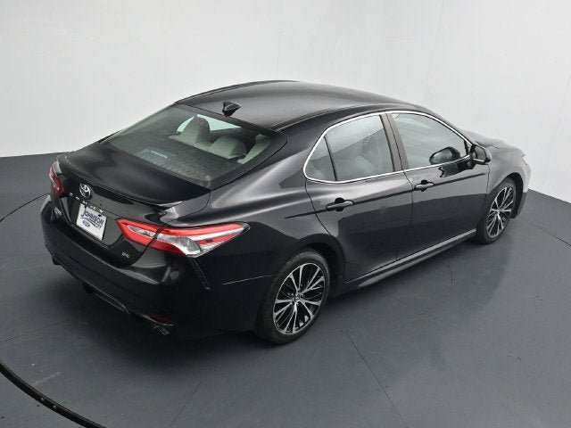 Used 2020 Toyota Camry SE FWD image 36