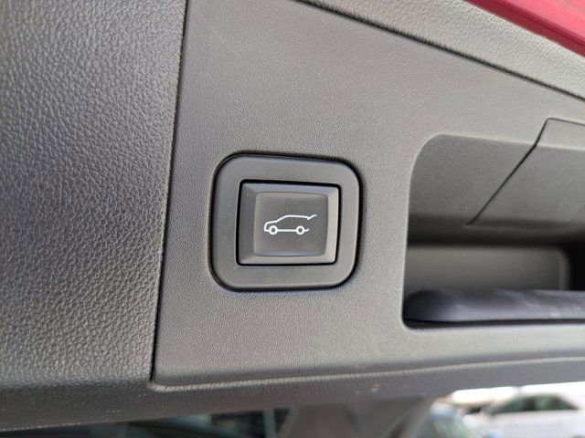 Used 2019 Cadillac XT5 Luxury image 19