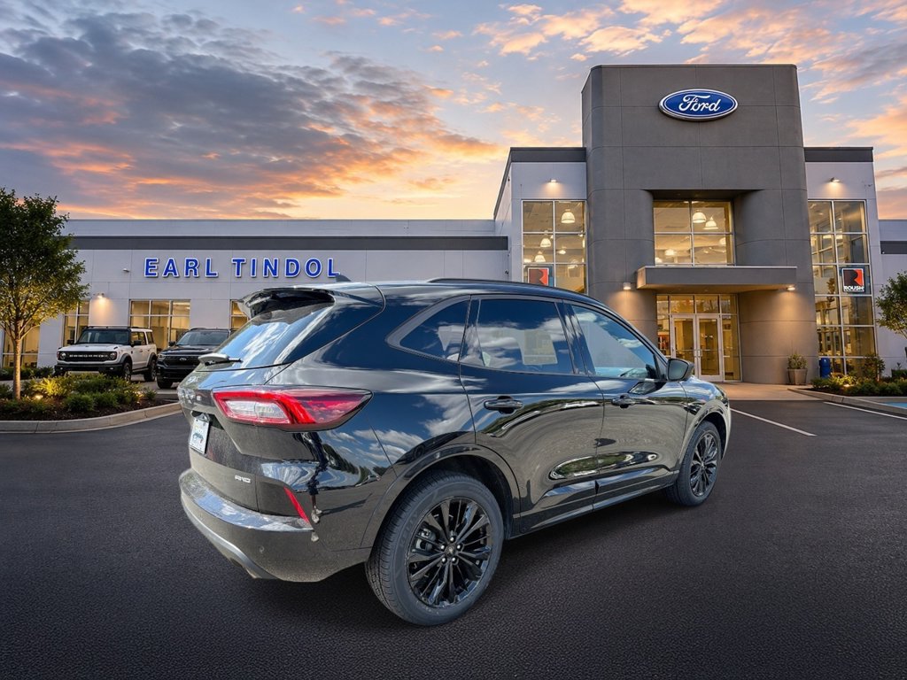 Certified 2023 Ford Escape ST-Line Elite AWD/4WD image 9