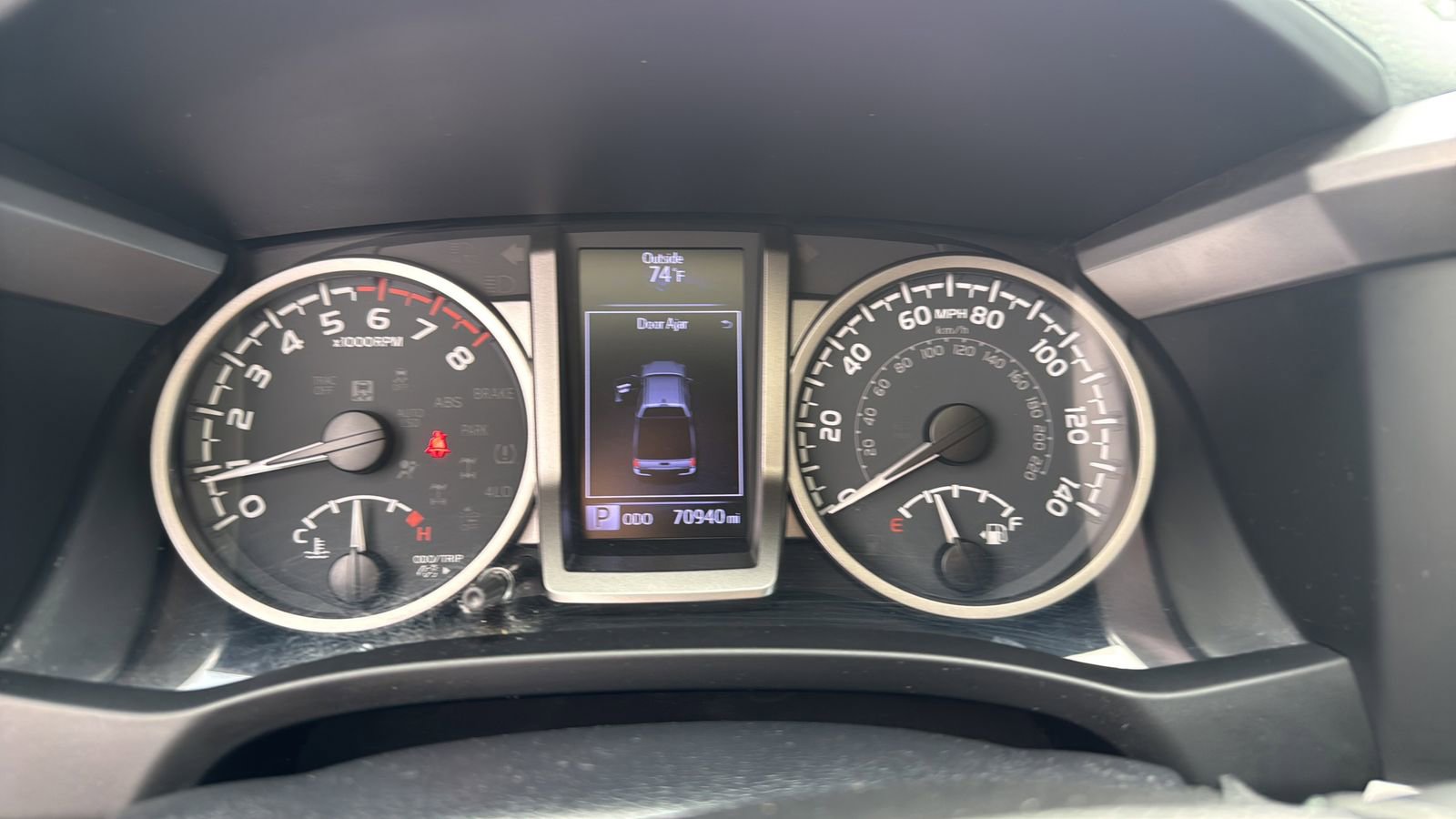 Used 2020 Toyota Tacoma SR5 w/ SR5 Appearance Package (SM) RWD image 11