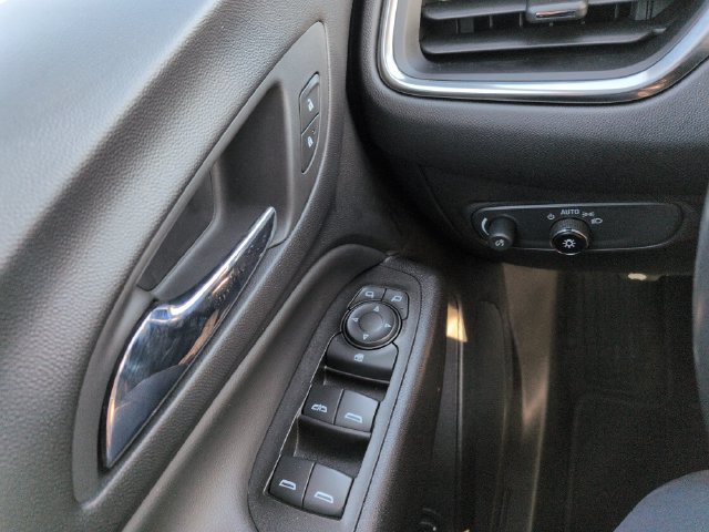 Used 2022 Chevrolet Equinox LT FWD image 30