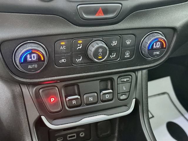 Used 2019 GMC Terrain SLT w/ Preferred Package FWD image 21