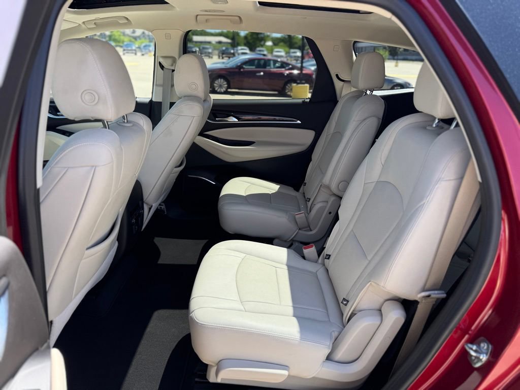 Used 2023 Buick Enclave Essence w/ Experience Buick Package AWD/4WD image 35
