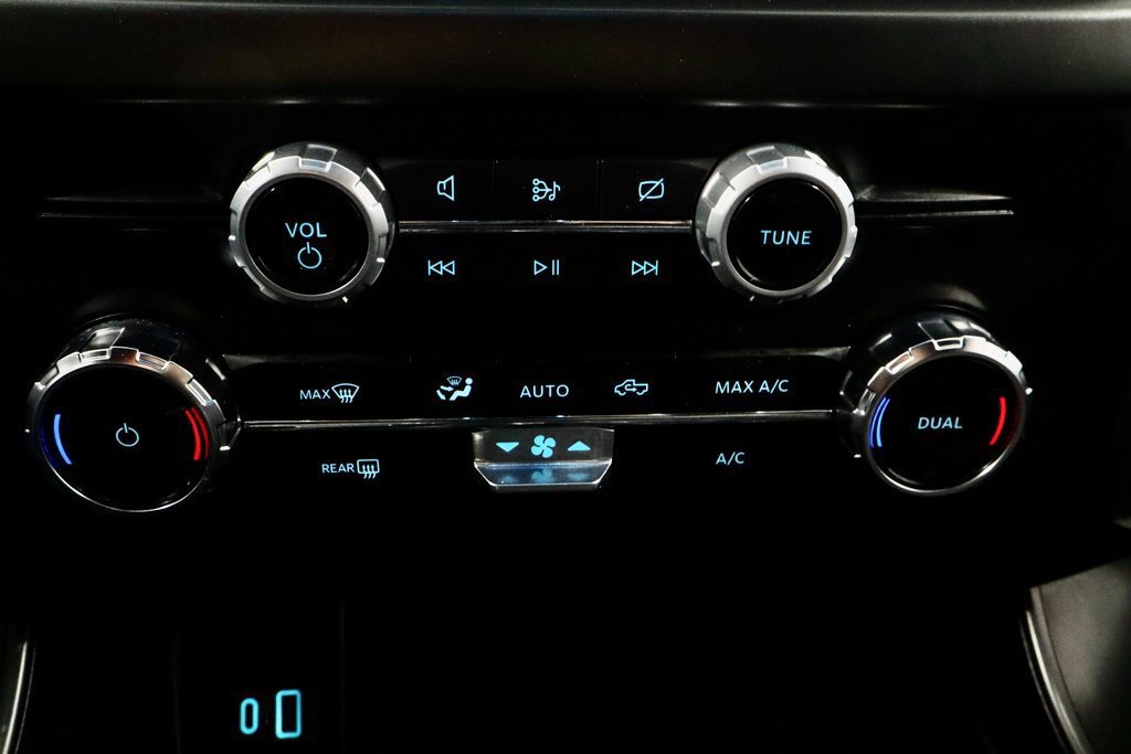 Certified 2024 Ford F150 XLT w/ XLT Black Appearance Package image 30