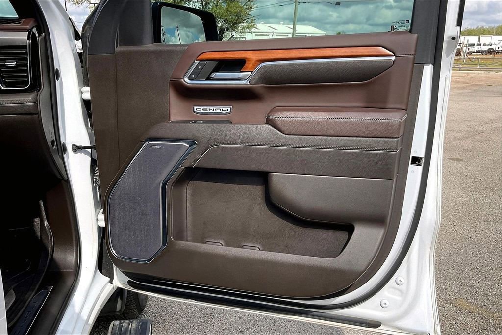 Used 2022 GMC Sierra 1500 Denali w/ Denali Reserve Package AWD/4WD image 29