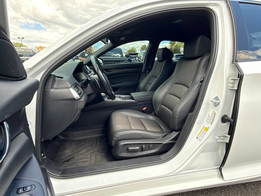 Used 2022 Honda Accord Sport image 14