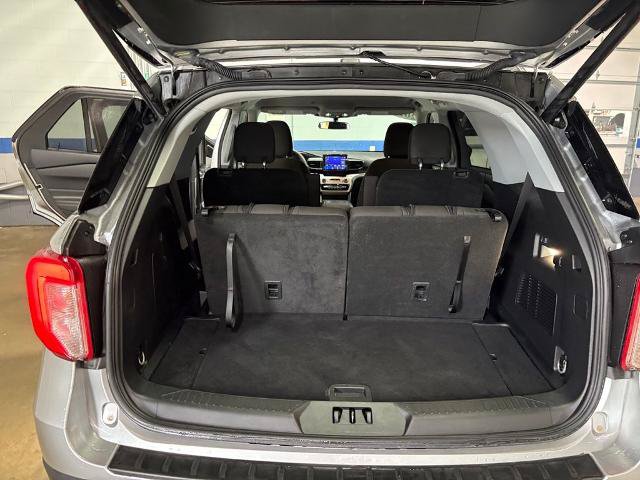 Certified 2024 Ford Explorer XLT w/ Class IV Trailer Tow Package AWD/4WD image 24