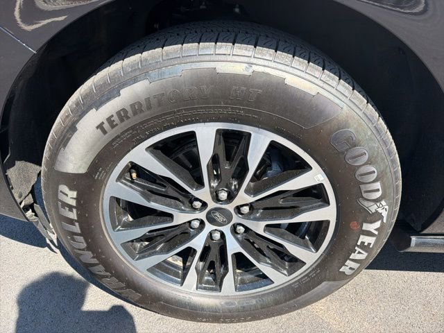 Certified 2025 Ford Expedition Max Platinum AWD/4WD image 11