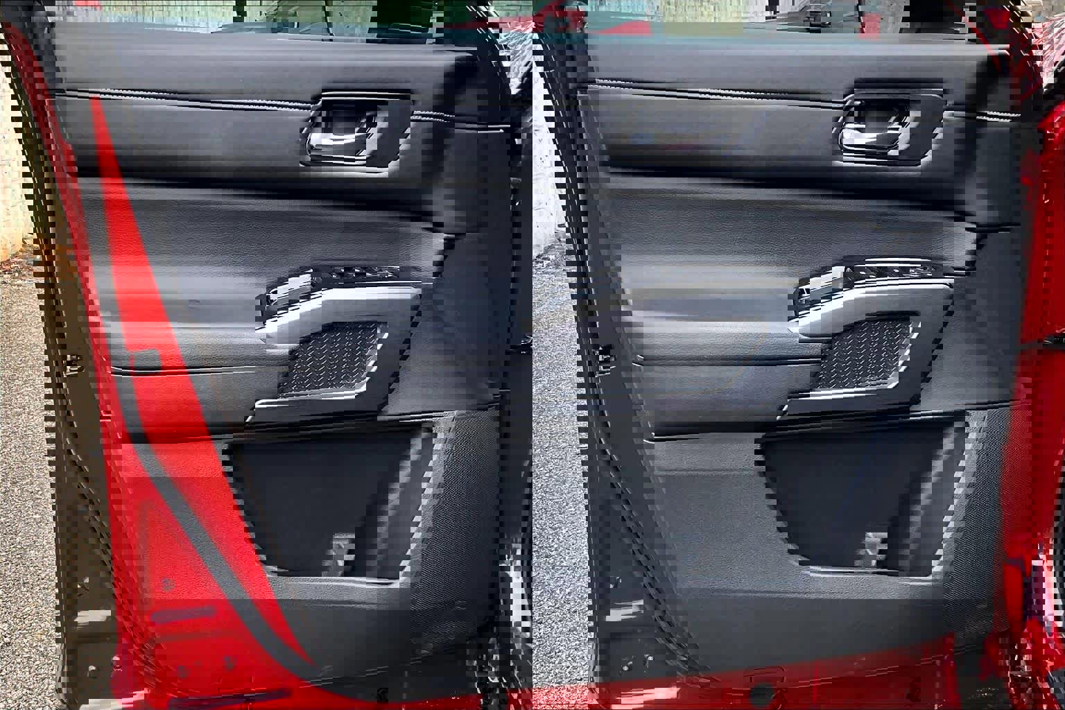 Used 2023 Nissan Pathfinder SL image 27