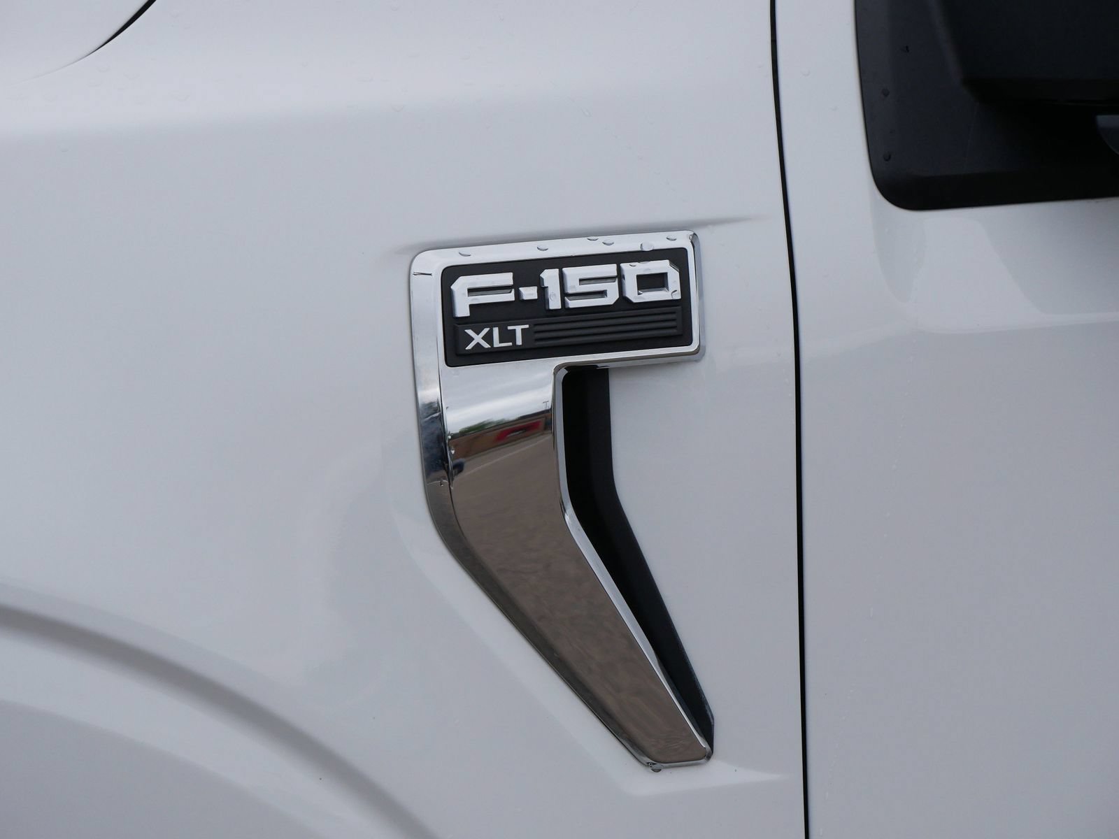 Certified 2022 Ford F150 XLT w/ Trailer Tow Package AWD/4WD image 13