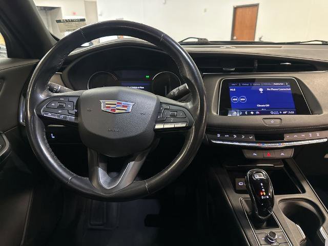 Used 2023 Cadillac XT4 Premium Luxury image 5