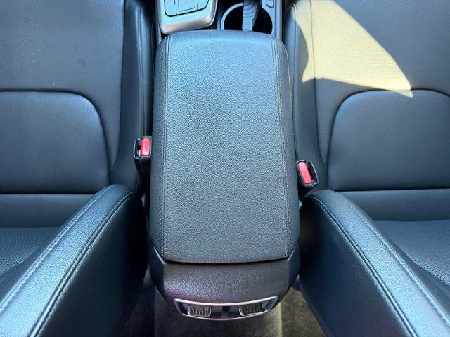Used 2024 Kia Sportage EX AWD/4WD image 18