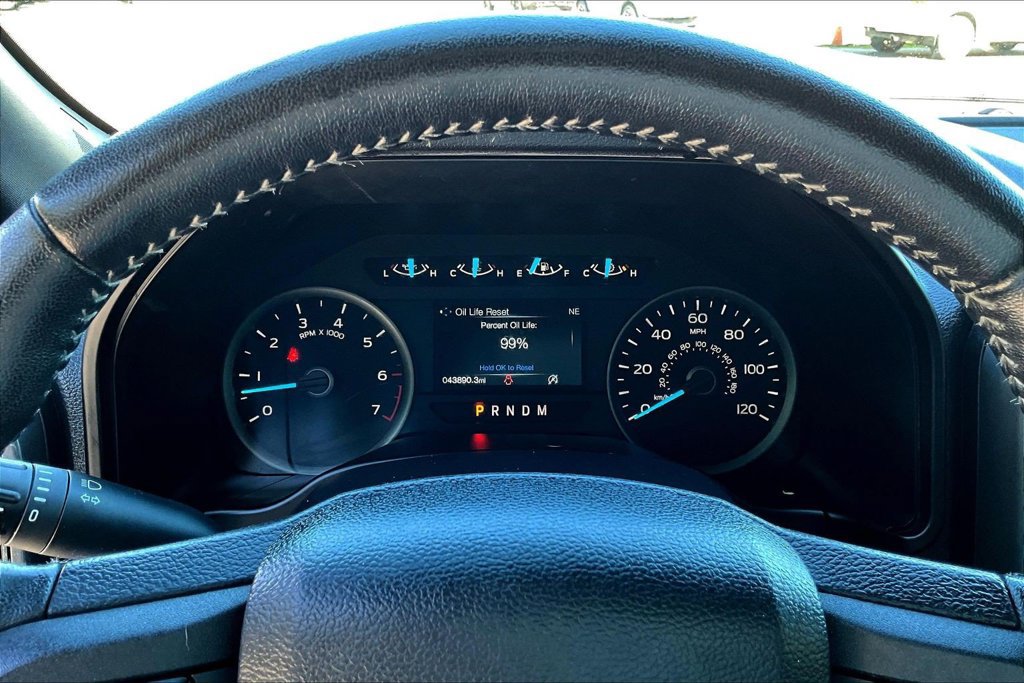 Certified 2019 Ford F150 XLT w/ Equipment Group 302A Luxury AWD/4WD image 16