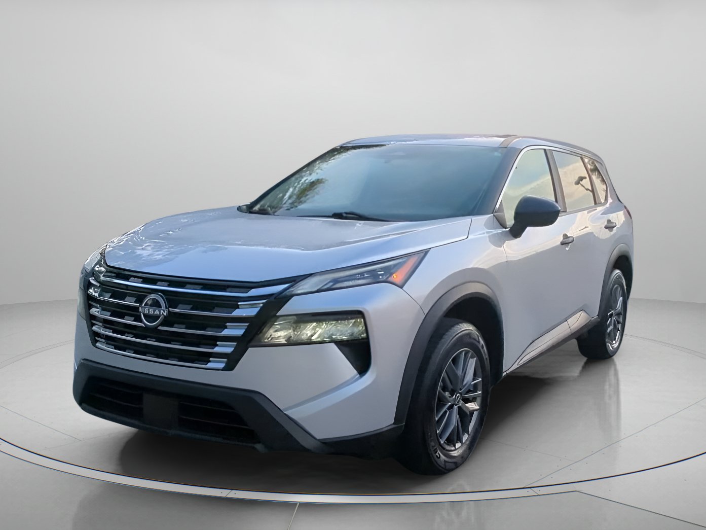 Used 2024 Nissan Rogue S FWD image 11