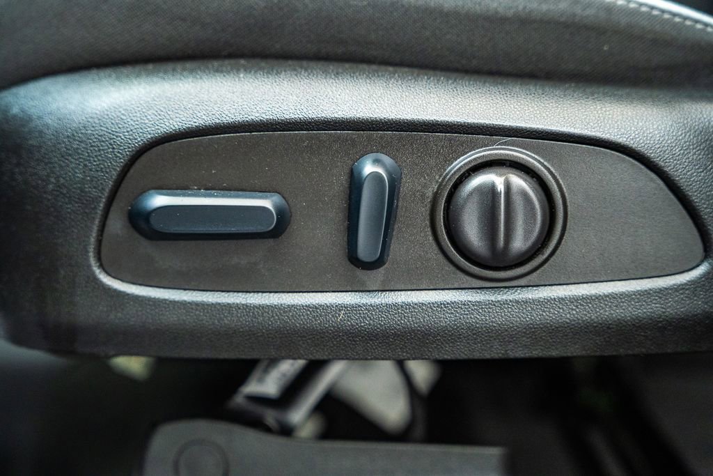 Used 2023 Chevrolet Equinox LS w/ LS Convenience Package AWD/4WD image 34