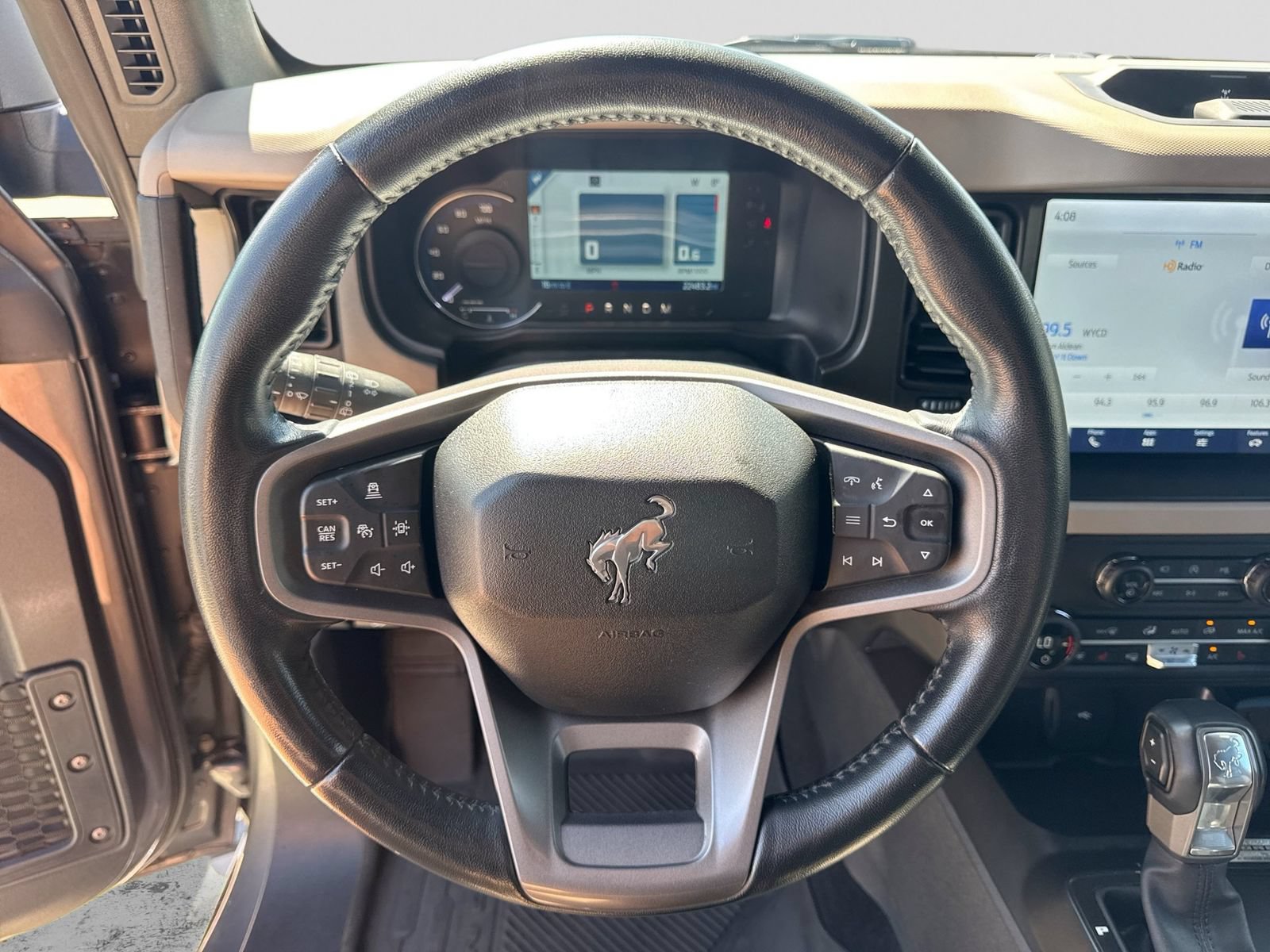 Certified 2023 Ford Bronco Wildtrak AWD/4WD image 28
