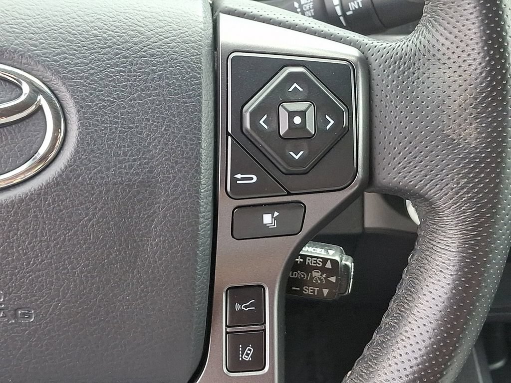 Used 2019 Toyota Tacoma TRD Off-Road AWD/4WD image 22
