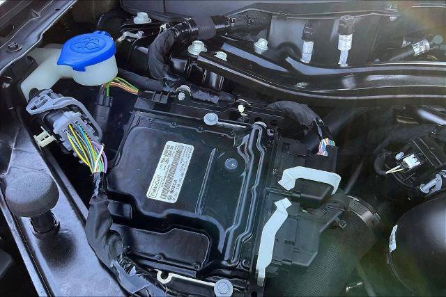 Certified 2022 Ford Explorer Limited w/ Limited Technology Package image 32