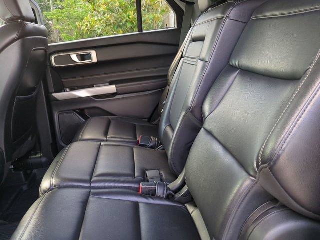 Certified 2020 Ford Explorer XLT w/ Equipment Group 202A AWD/4WD image 14