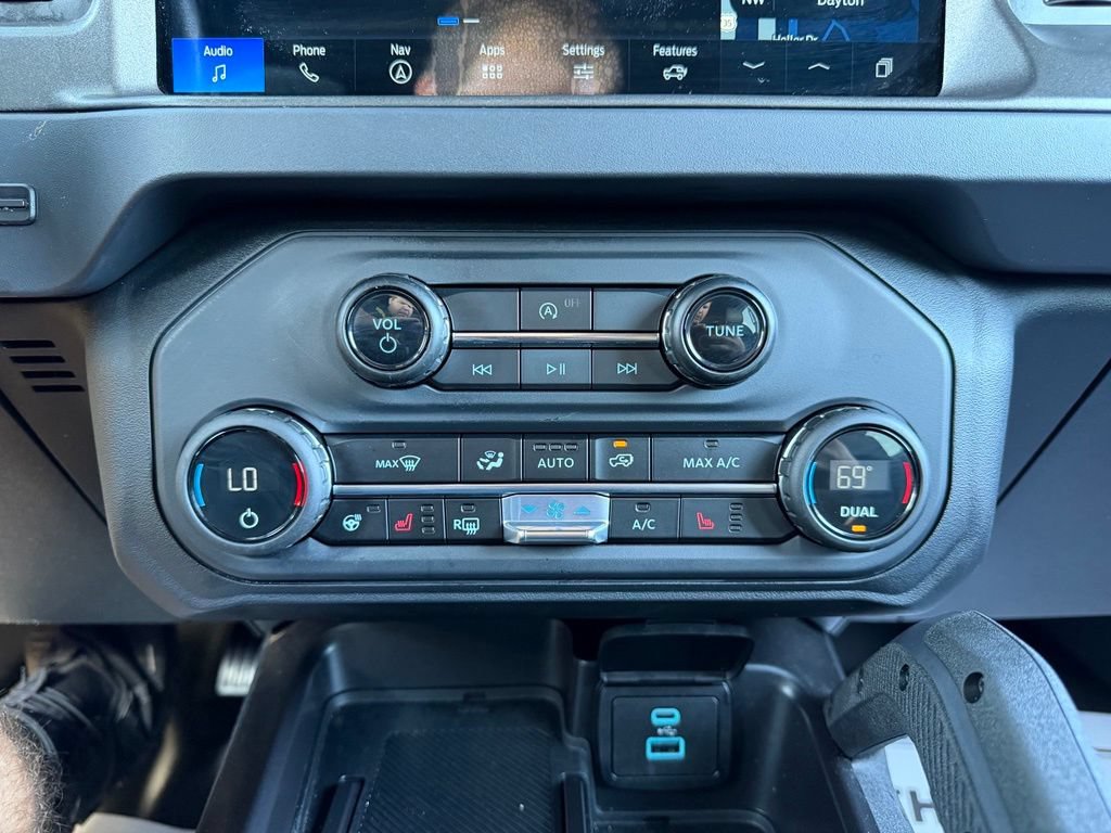 Certified 2025 Ford Bronco Badlands w/ Sasquatch Package AWD/4WD image 20