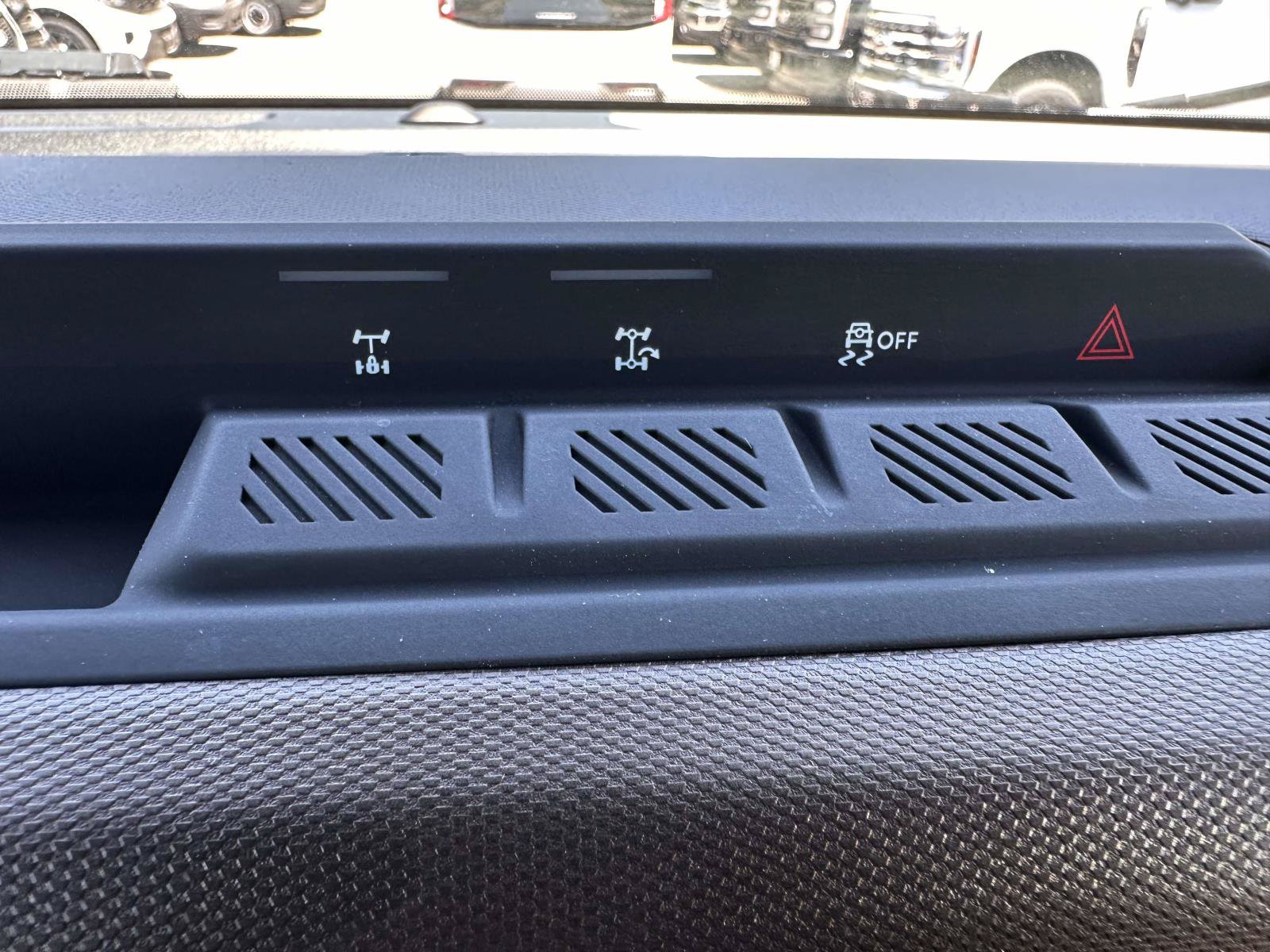 Certified 2023 Ford Bronco Outer Banks AWD/4WD image 21